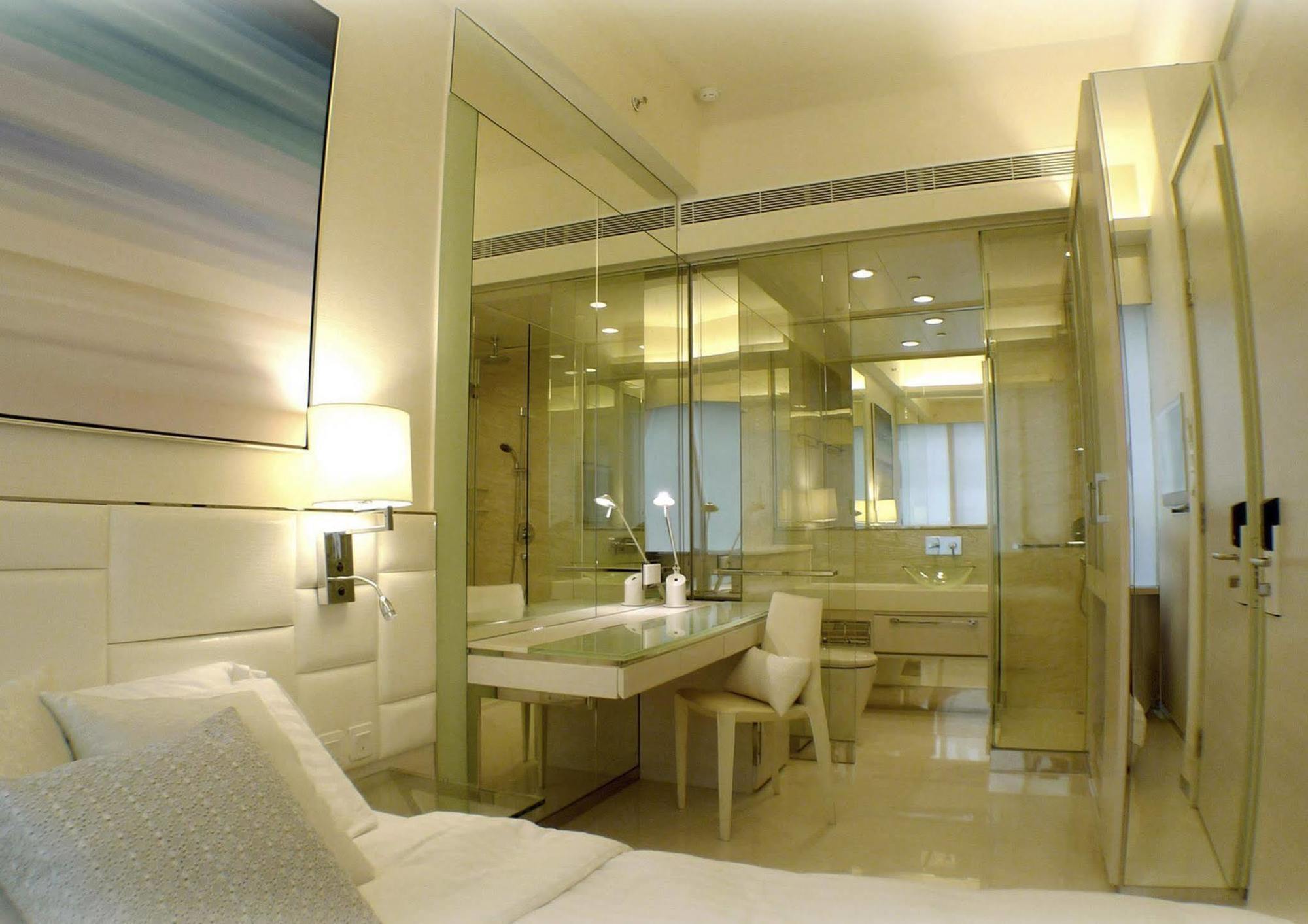 Iclub Wan Chai Hotel Гонконг Экстерьер фото